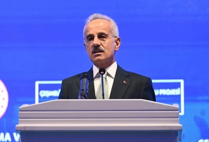 Bakan Uraloğlu Açıkladı: Mersin’de Trafik Sorunu Tarihe Karışıyor