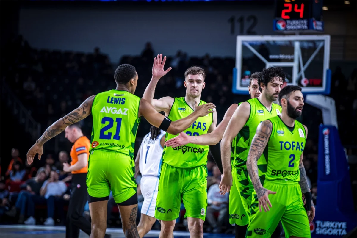 Basketbolda TOFAŞ, Büyükçekmece Maçına Kilitlendi