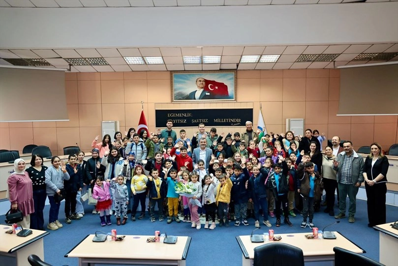 Denizli Büyükşehir’ten Çocuklara Yüz Güldüren Proje