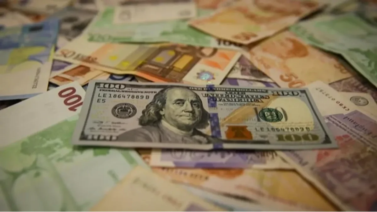 DOLAR VE EURO’DA YÜKSELİŞ SÜRÜYOR! PİYASALARDA YENİ ZİRVE SİNYALİ